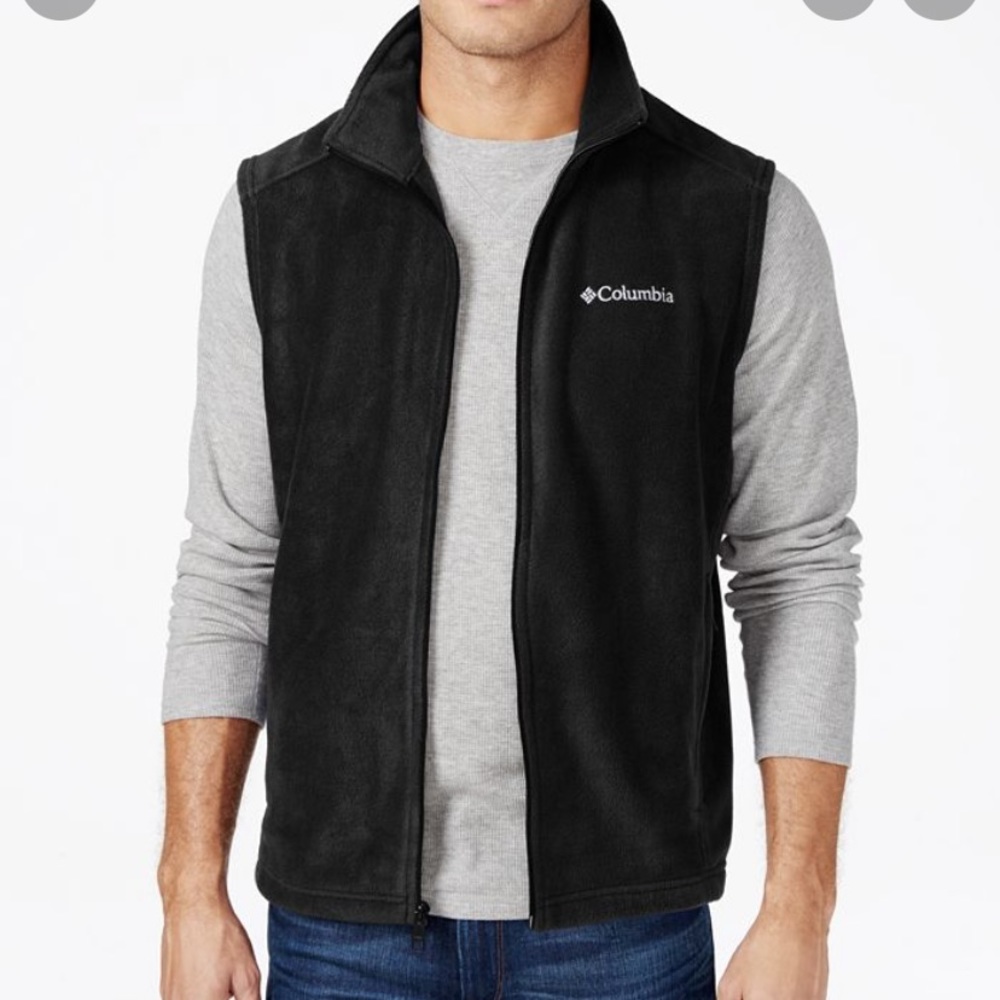 Columbia, polyester, black vest. Size L.